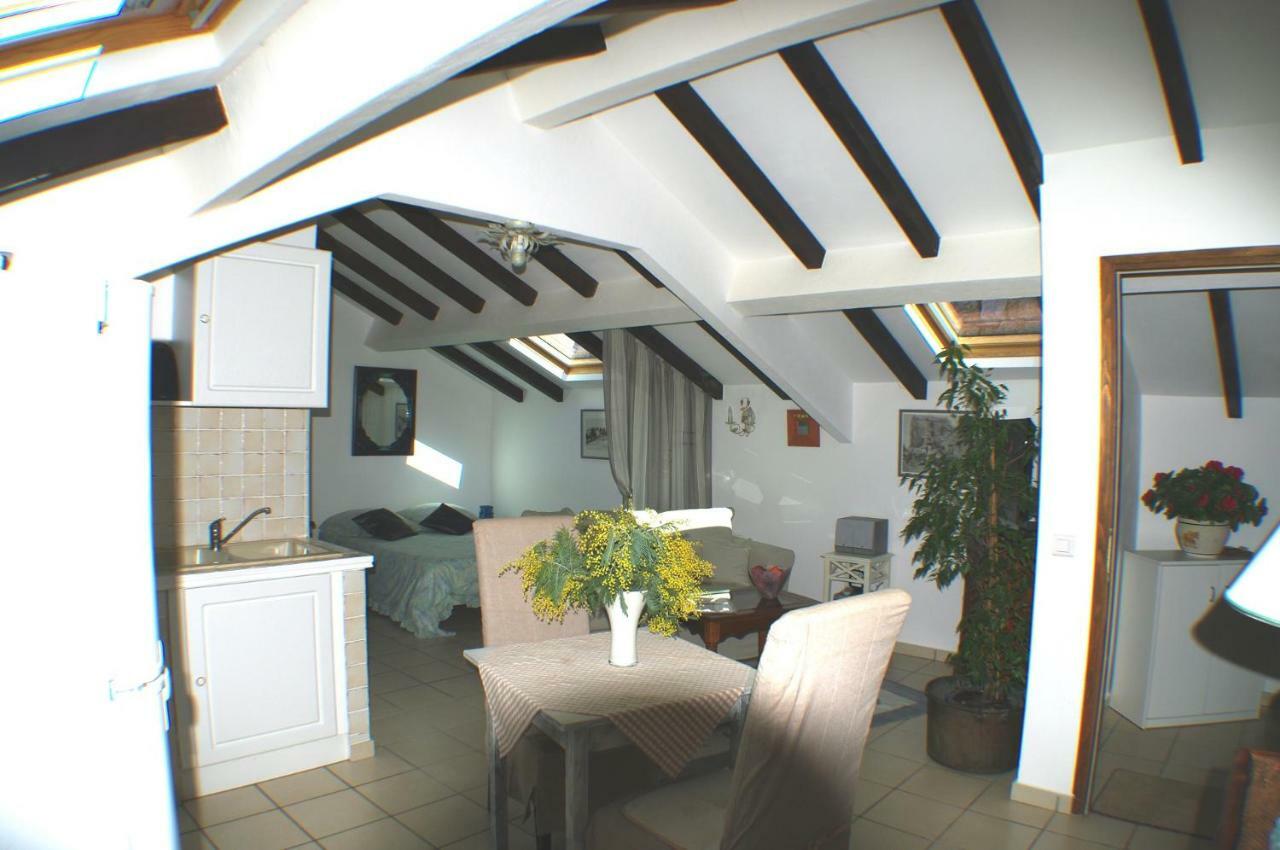 Studio Le Petit Nid D'Amour Meuble Tourisme 3 Etoiles Poggio Santa-Lucia-di-Tallano Eksteriør billede